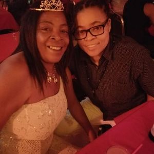 Meet your Posher, Shantel